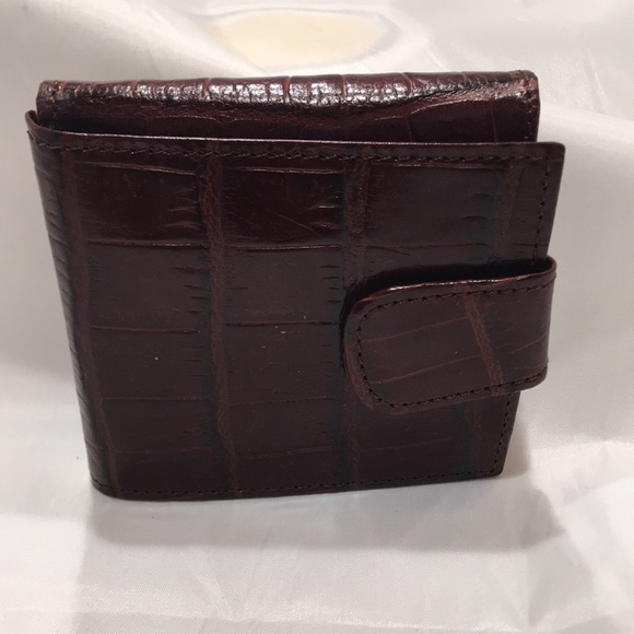 Brighton Crown billfold - Picture 2 of 5